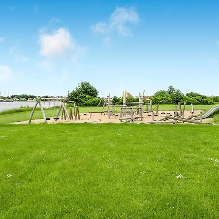 Dom wakacyjny Awesome In With Sauna *